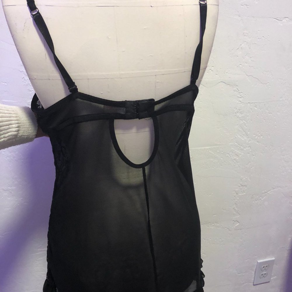 SEXY Black and white sleep dress with pushup - Picture 3 of 7